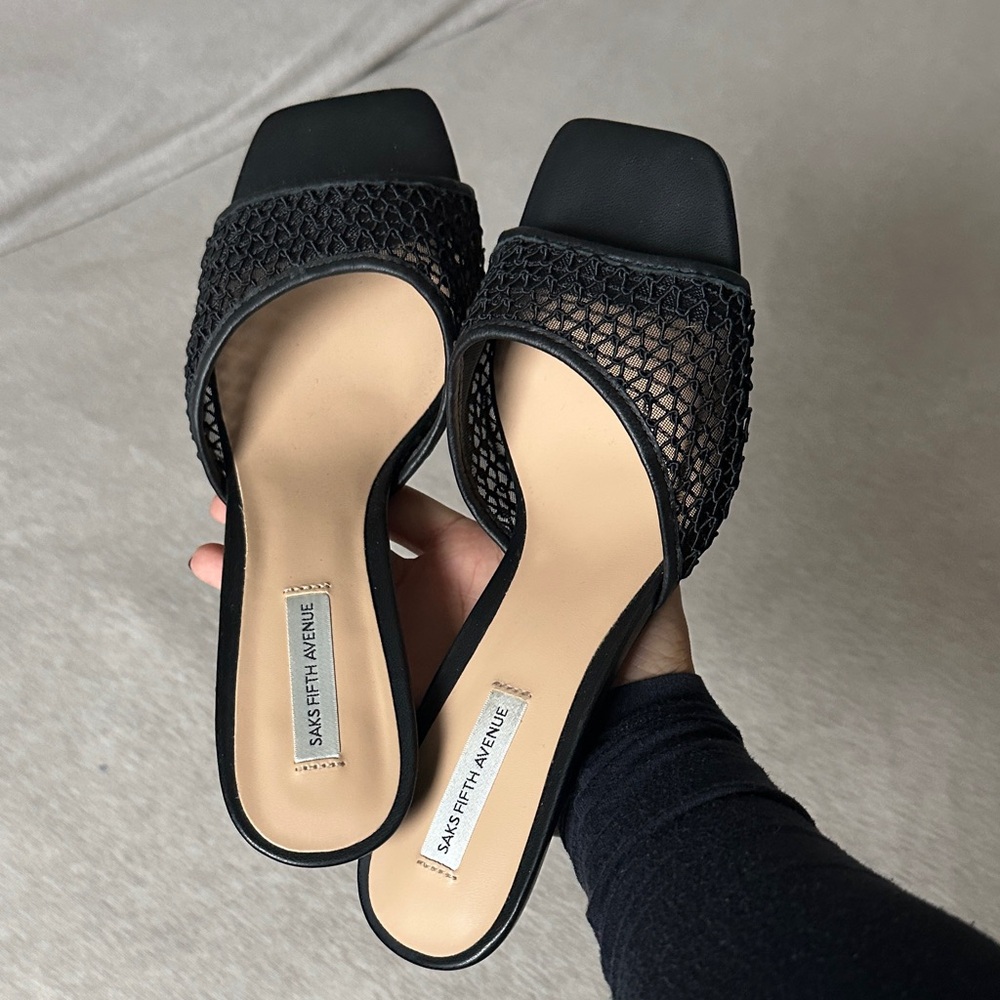 Saks Fifth Avenue Gianna Mule 8.5